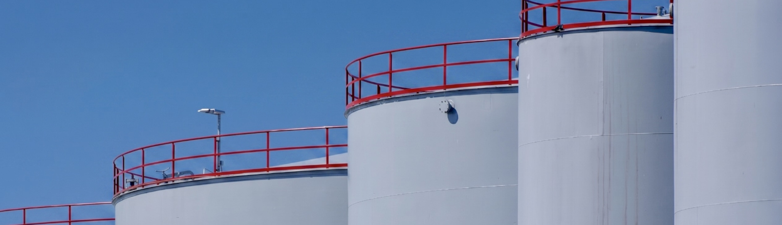 Storage Tanks 1600x460